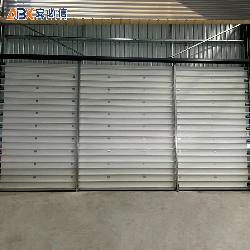 铁门关铝板滑升门